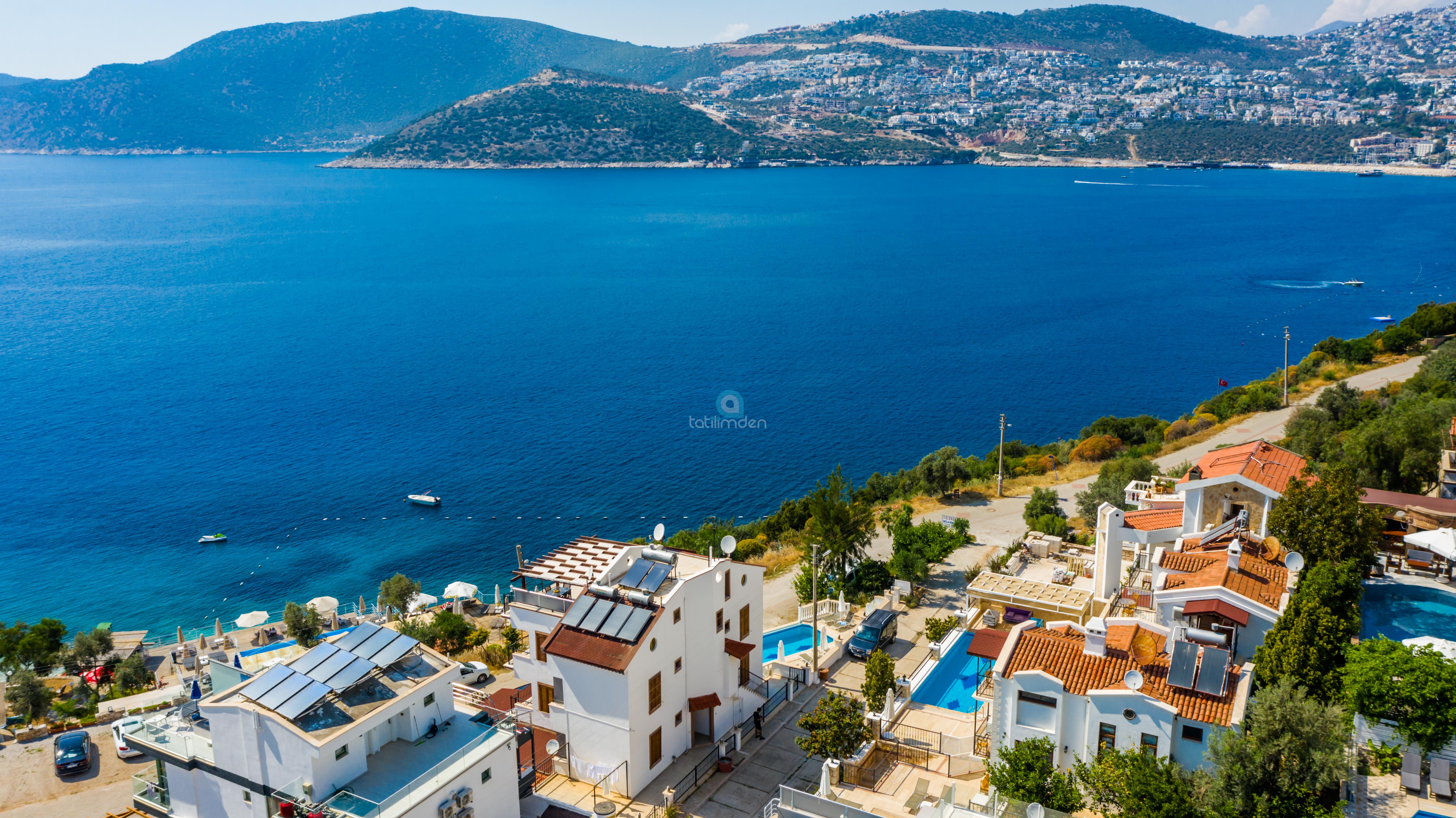 Mavinin Elli Tonu: Kaputaş Plajı 